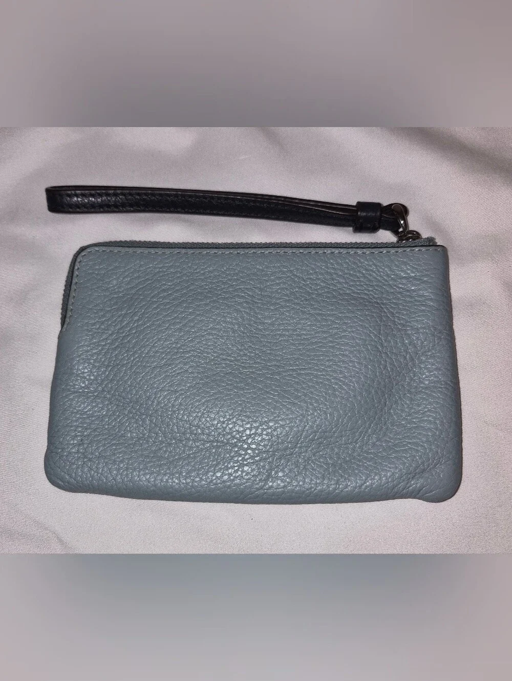 Coach corner zip
